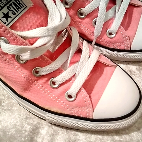 Converse Sneakers  aka Chucks - Picture 3 of 7